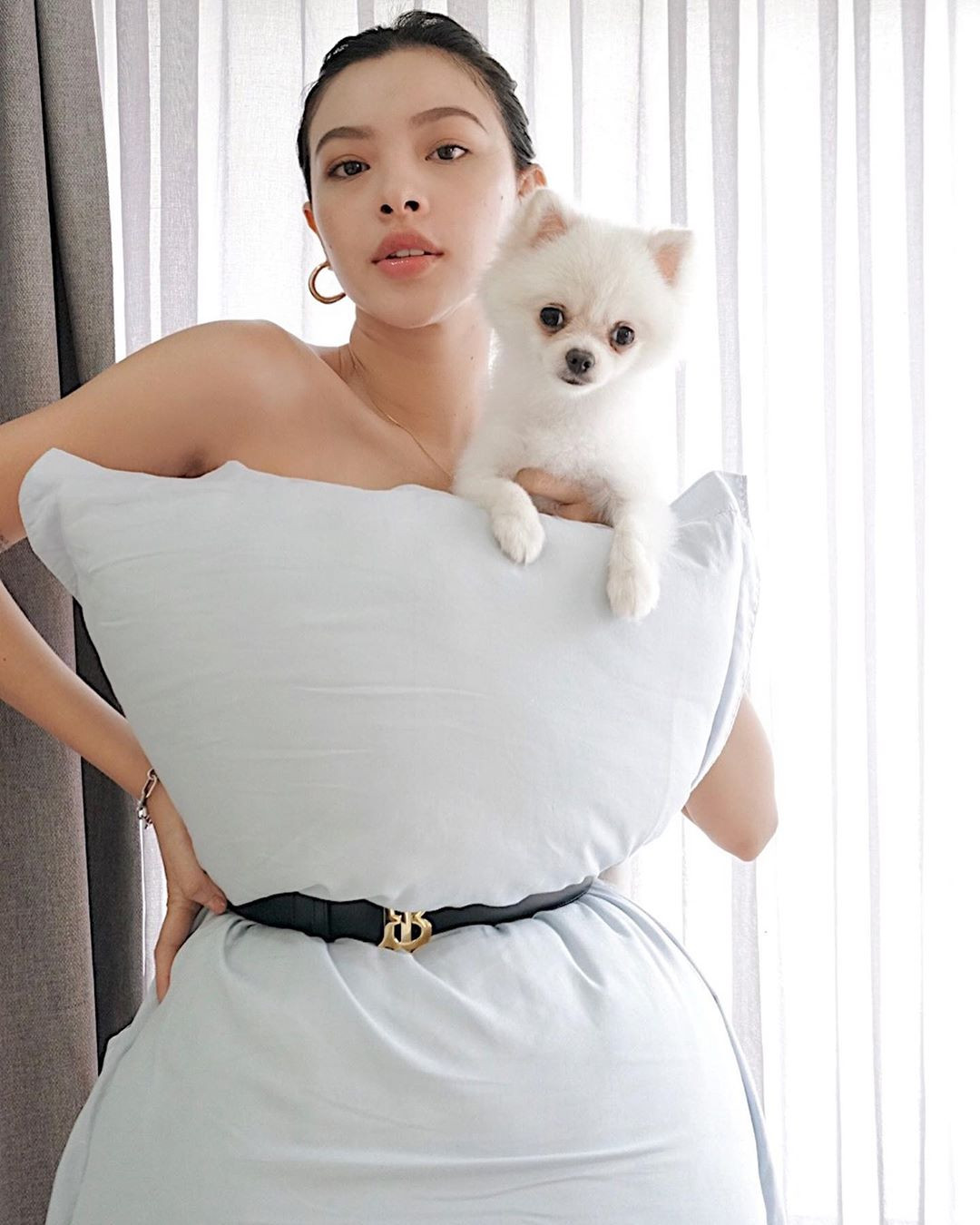 Sao Việt cách ly ngày 9: Diệp Lâm Anh, Thiều Bảo Trâm khoe đường cong gợi cảm ảnh 3