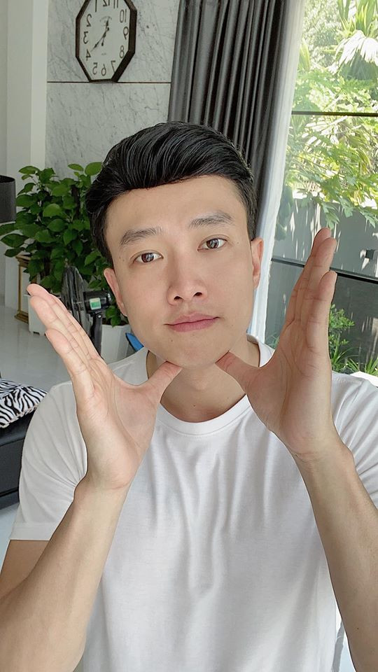 Sao Việt cách ly ngày 4: Kim Lý mặc váy Hồ Ngọc Hà, Châu Bùi khoe ảnh nội y ảnh 7