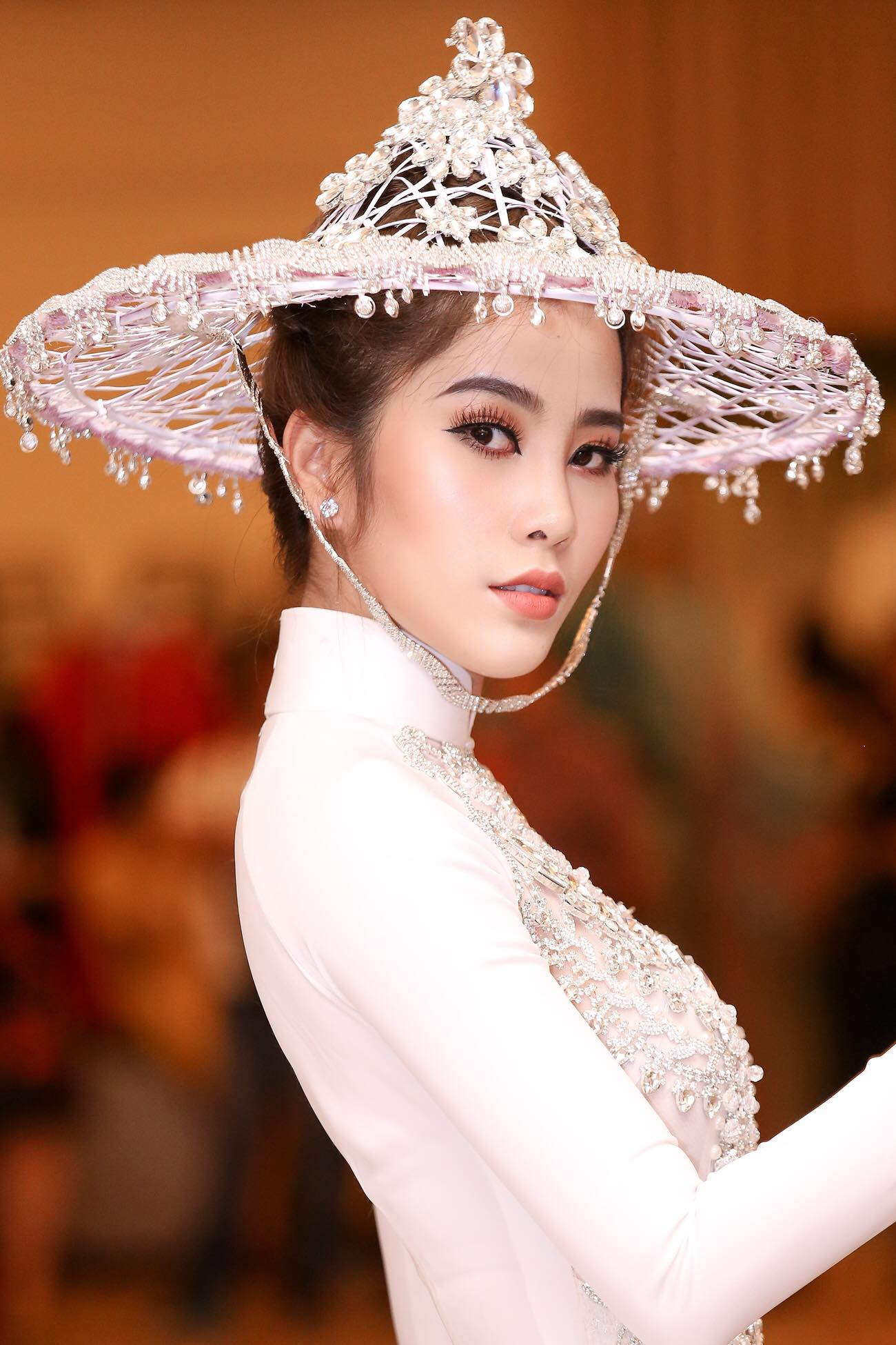 Nam Em bị fan nghi 'câu khách', có vấn đề tâm lý khi hé hộ chuyện đời tư ảnh 2