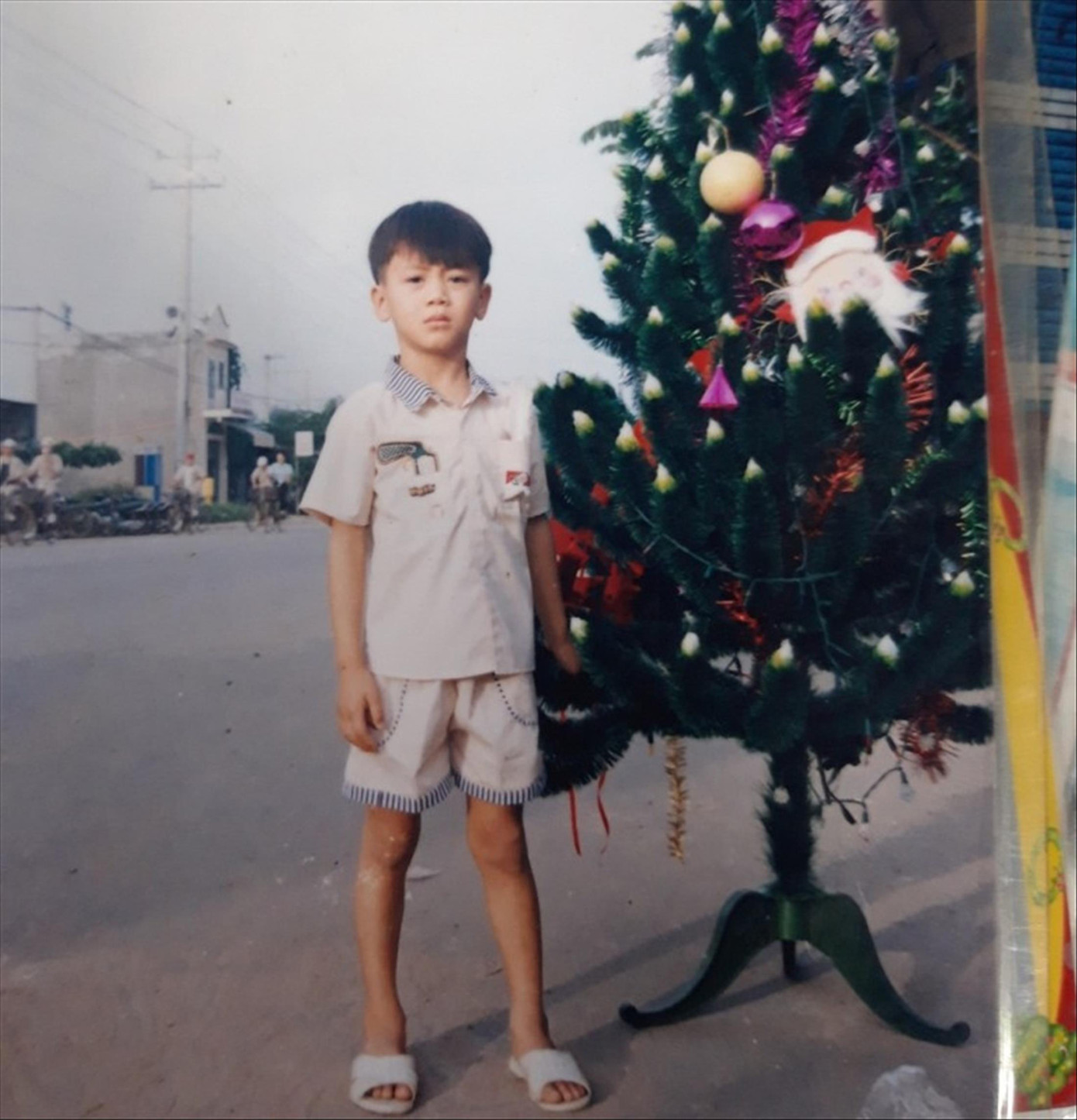 Tiến Linh từng bị mẹ cấm đá bóng ảnh 1