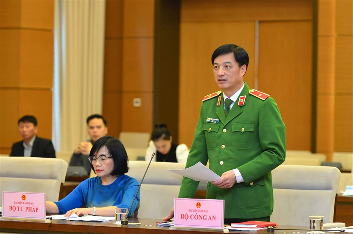 Chậm xử lý, đấu giá: Hàng vạn ô tô, xe máy nguy cơ thành sắt vụn! ảnh 1