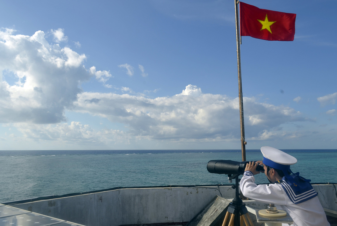 Vang vọng lời biển đảo ảnh 1