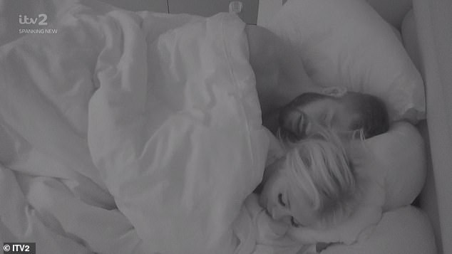 Dân mạng ‘dậy sóng’ vì cặp sao sex thật trong show truyền hình hẹn hò ảnh 4