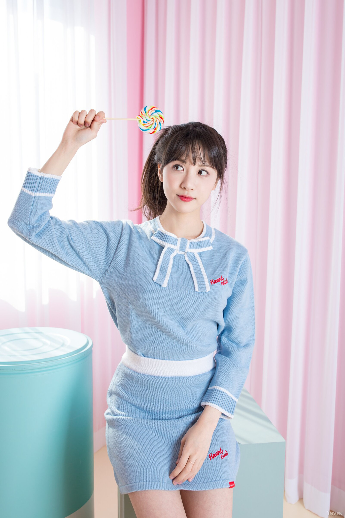 MC nổi tiếng của Hàn Quốc bị nghi nhiễm Covid-19 ảnh 1