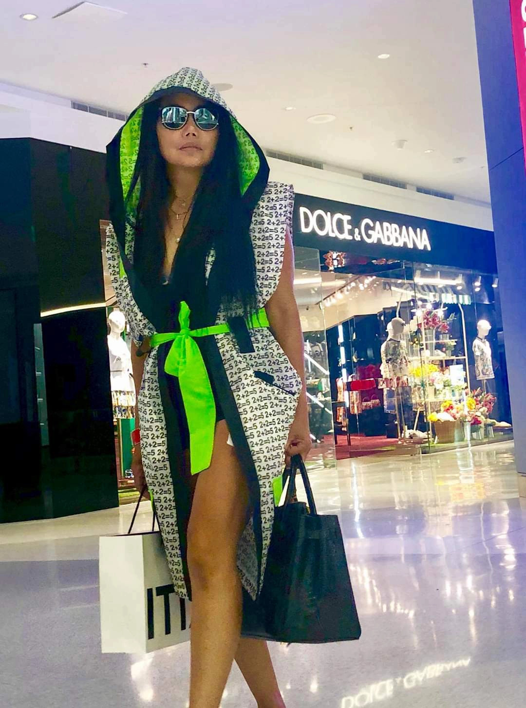 Lynda Trang Đài nóng bỏng không tuổi, được ví như 'Madonna của Việt Nam' ảnh 7