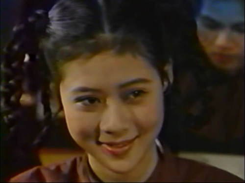 Soi nét kém duyên của 'đệ nhất mỹ nhân' Diễm Hương ảnh 1