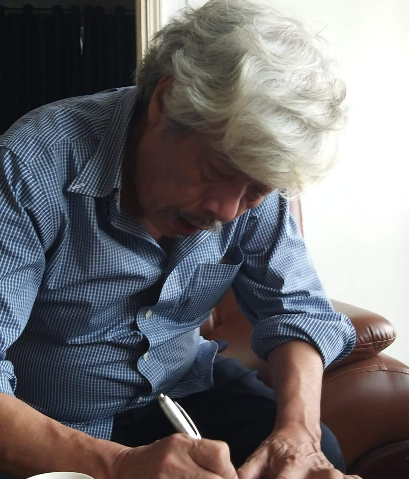 Ơn giời, cuối cùng Bảo Ninh cũng chịu 'nhá hàng' tiểu thyết mới! ảnh 3