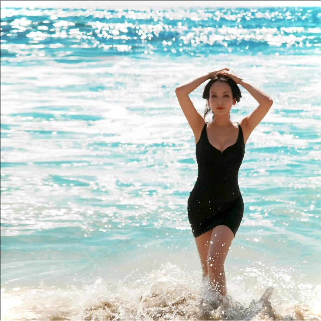 Những hình ảnh sexy hiếm hoi của Linh Nga - tình cũ Thuyết 'buôn vua' ảnh 5