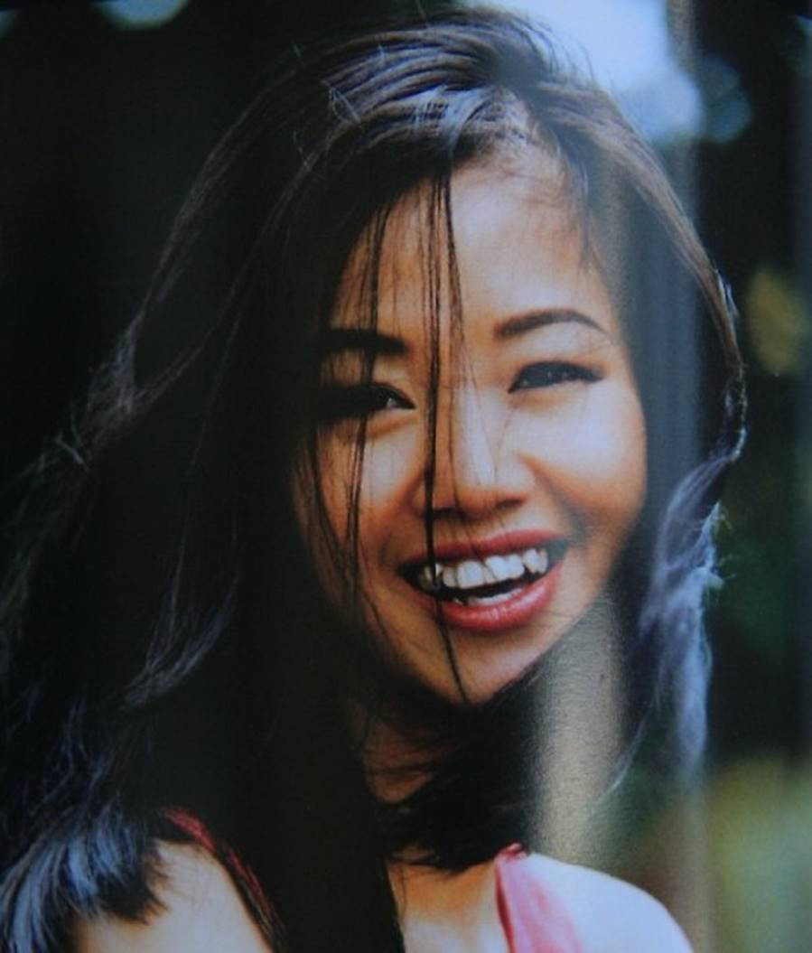 Những mỹ nhân Việt đẹp lên nhờ… nha sĩ ảnh 9