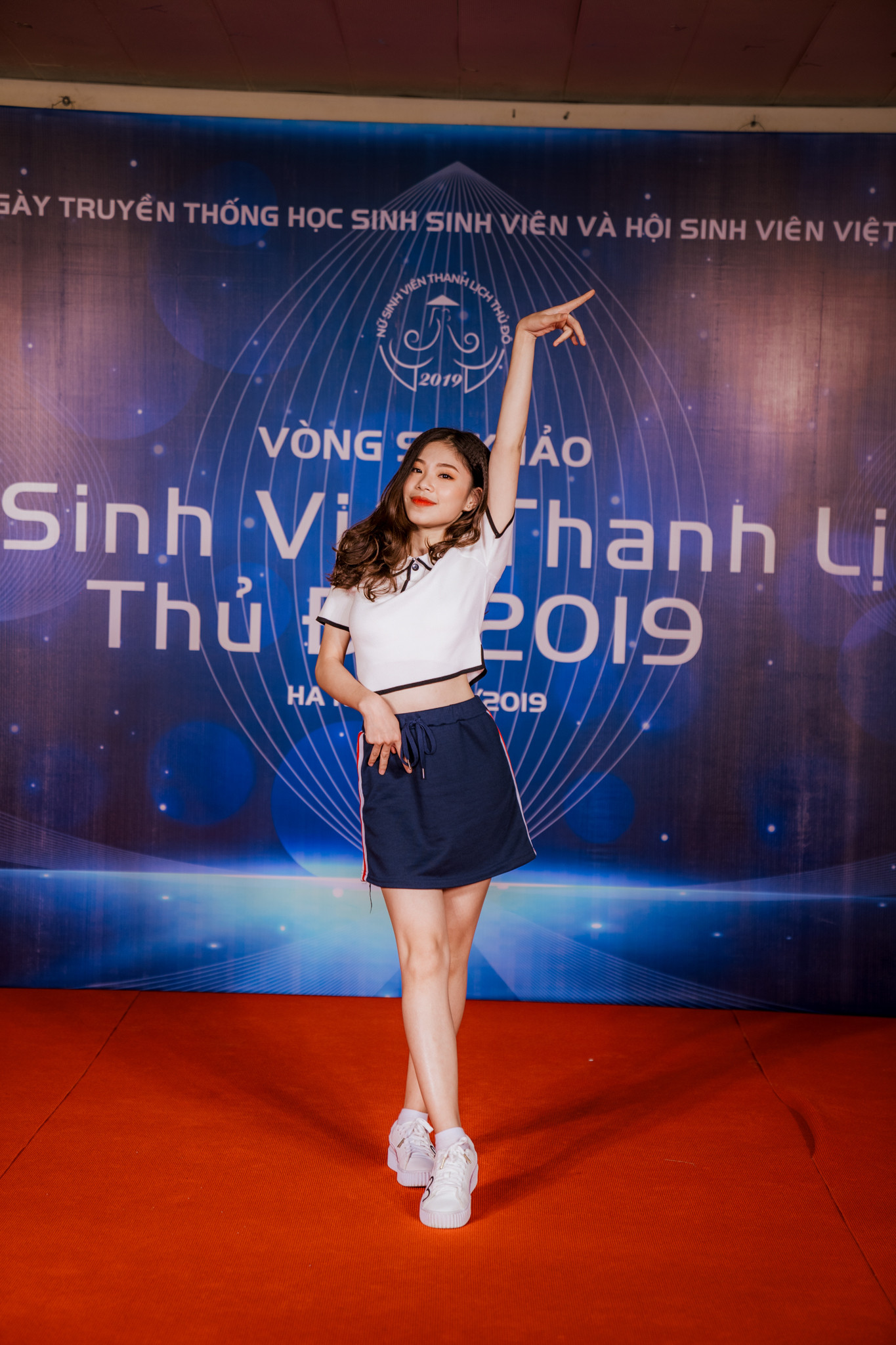 Nữ sinh Thủ đô tạo dáng như siêu mẫu ảnh 4