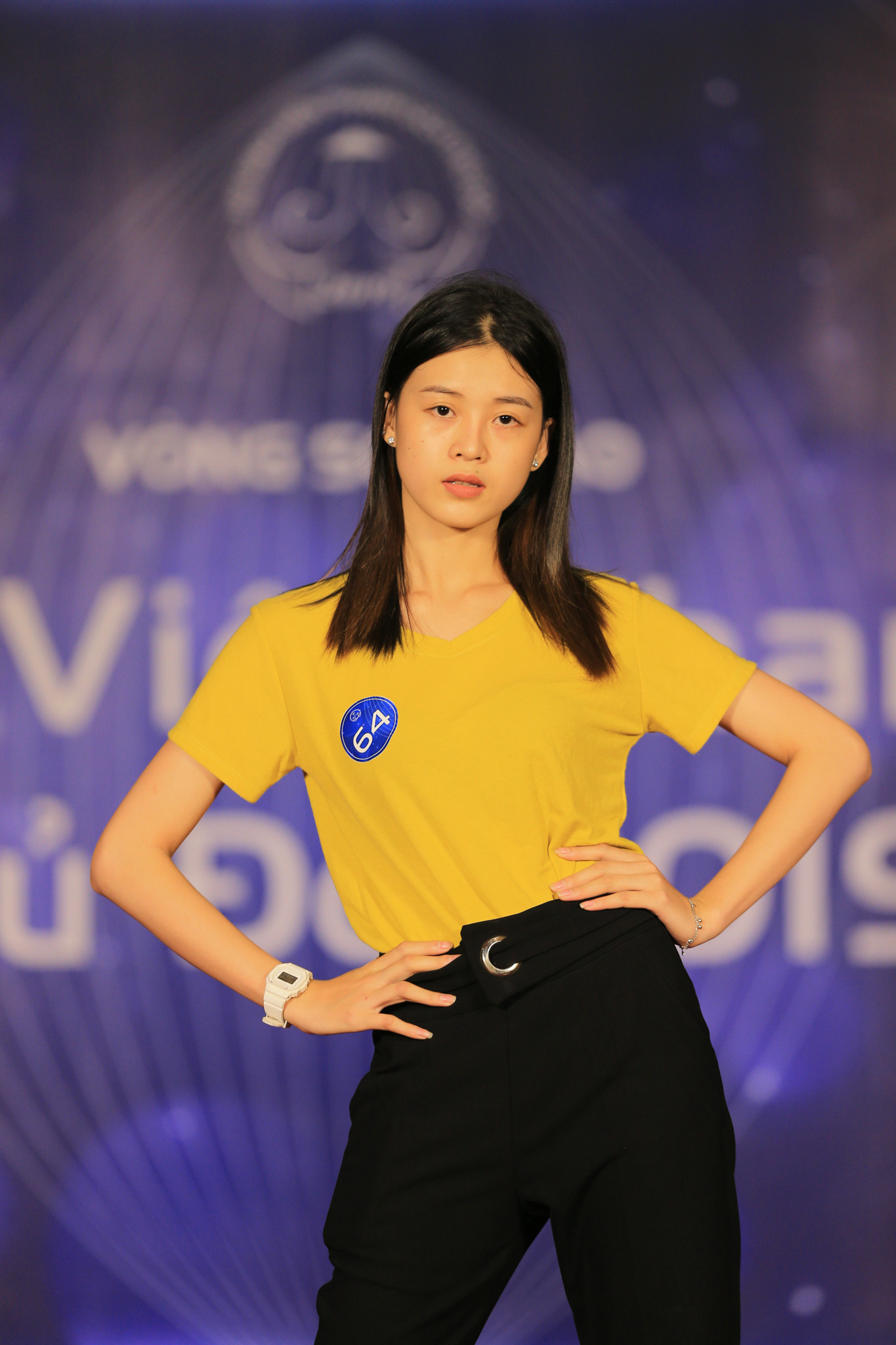 Nữ sinh Thủ đô tạo dáng như siêu mẫu ảnh 6