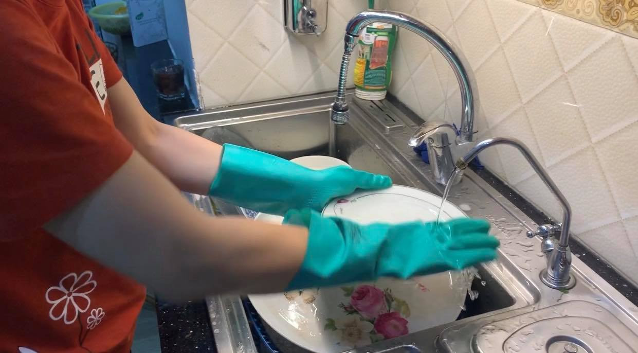 Cuộc sống đảo lộn của người Hà Nội trong những ngày khan hiếm nước sạch ảnh 2