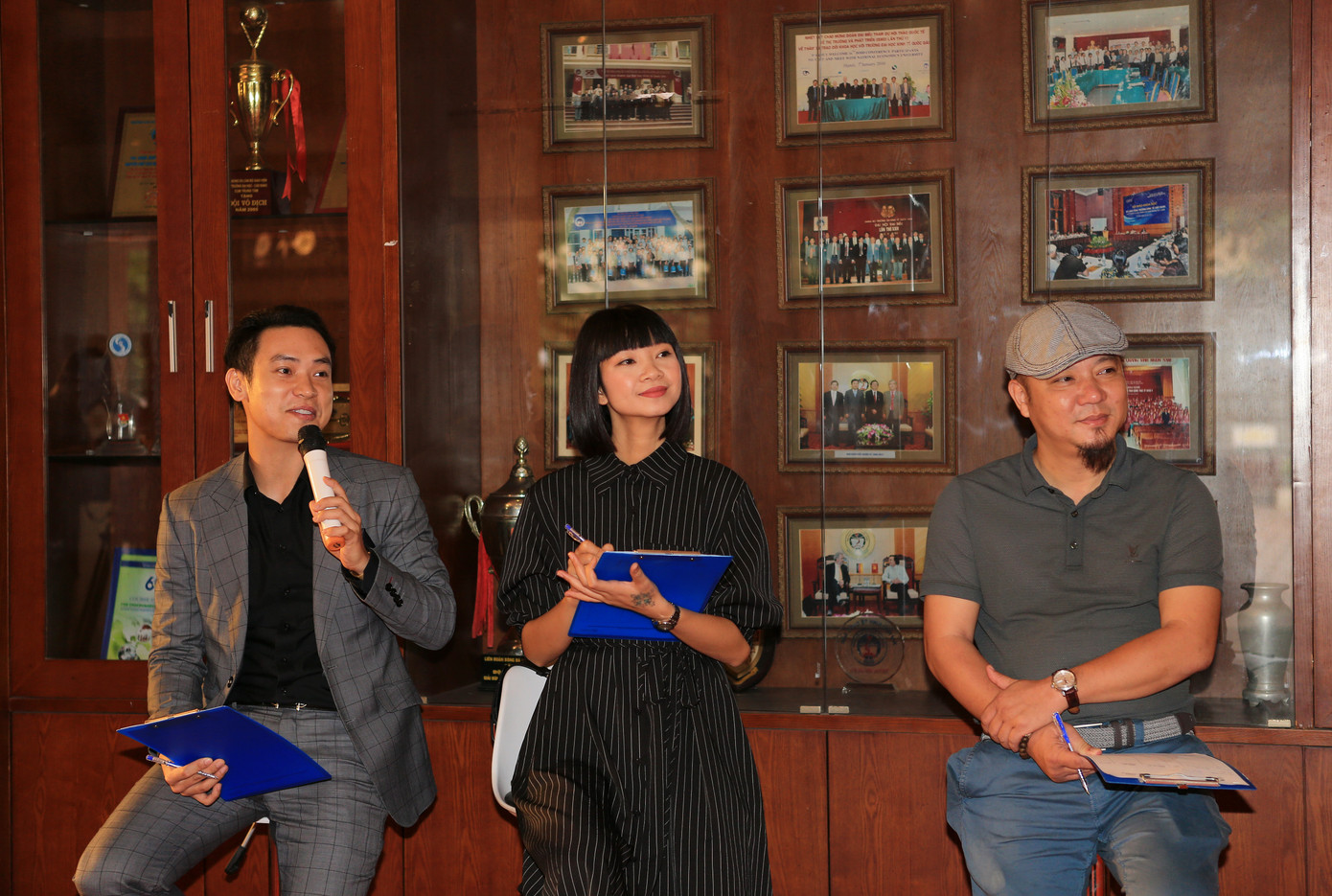 Nữ sinh Thủ đô tạo dáng như siêu mẫu ảnh 1