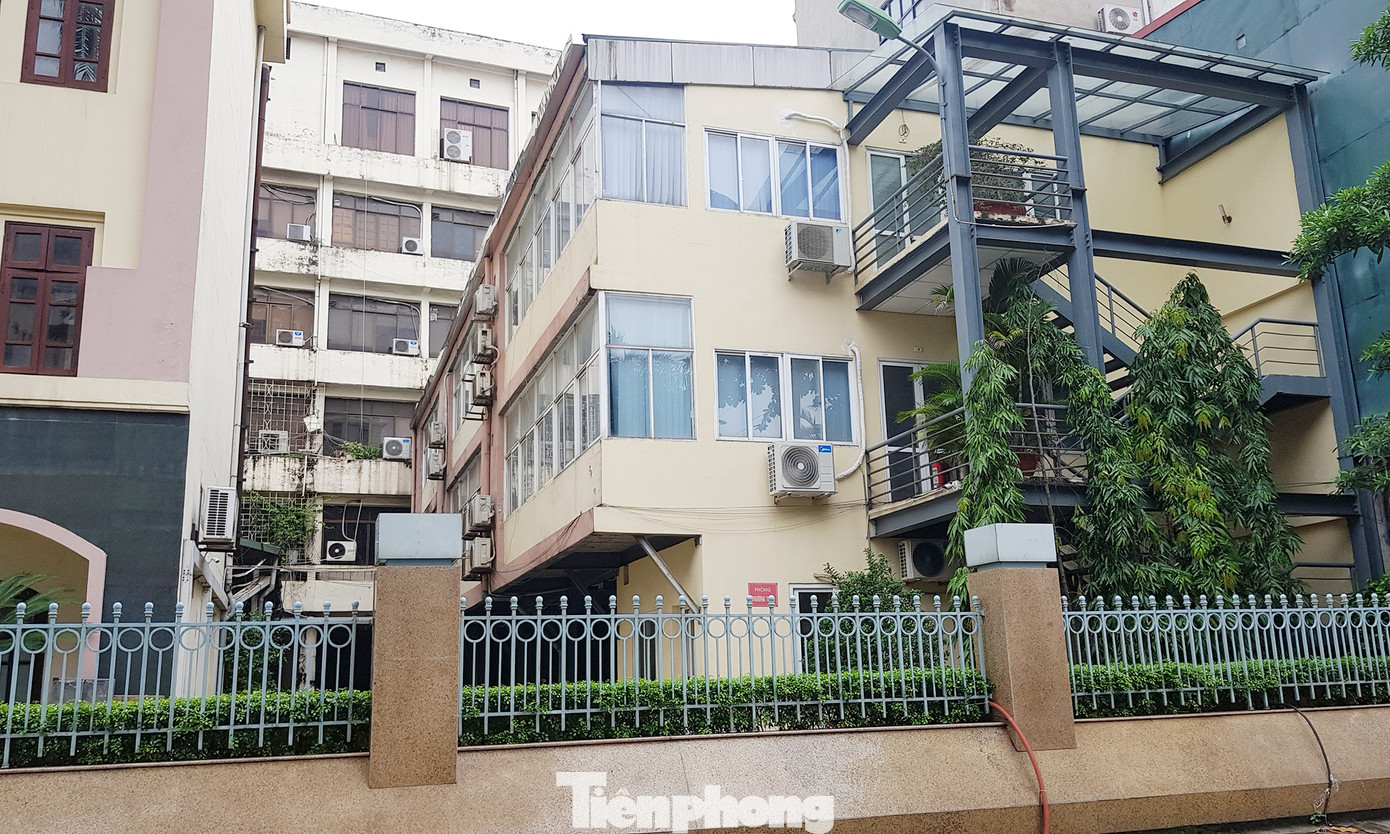 Cận cảnh loạt đất 'vàng' sử dụng sai mục đích ở Hà Nội ảnh 12