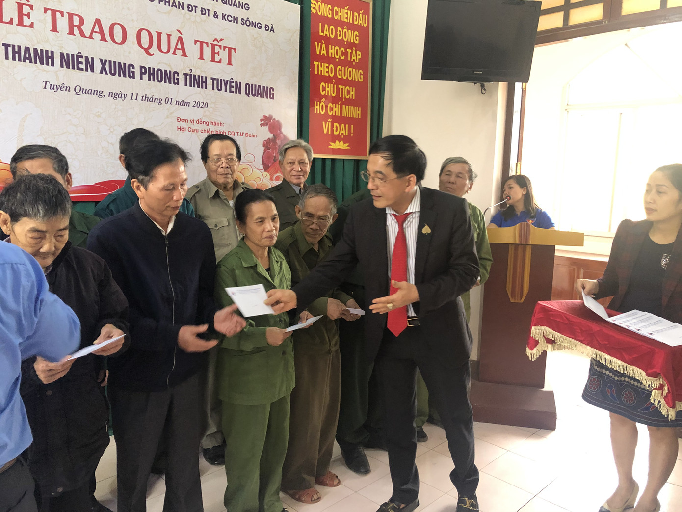 Mang Tết ấm đến cựu TNXP có hoàn cảnh khó khăn ảnh 5