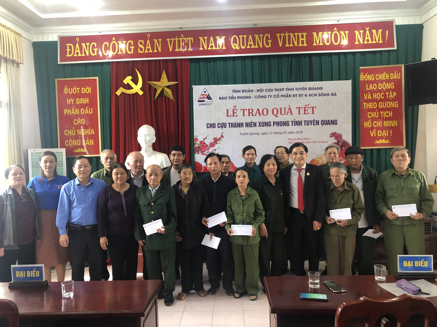 Mang Tết ấm đến cựu TNXP có hoàn cảnh khó khăn ảnh 15