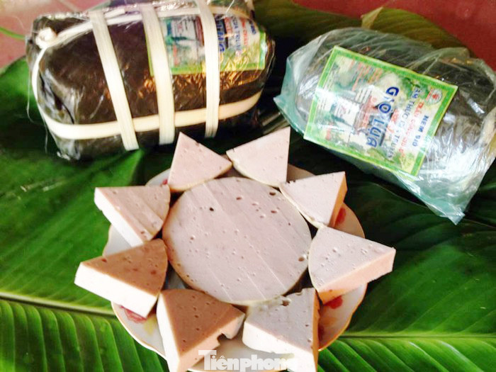 Giữ hồn giò chả Ước Lễ trong cơn 'bão giá' thịt lợn ảnh 1