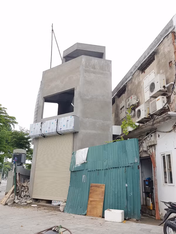 Xử lý nhà ‘siêu mỏng, siêu méo’ mọc trên các tuyến đường nghìn tỷ ở Hà Nội ảnh 2
