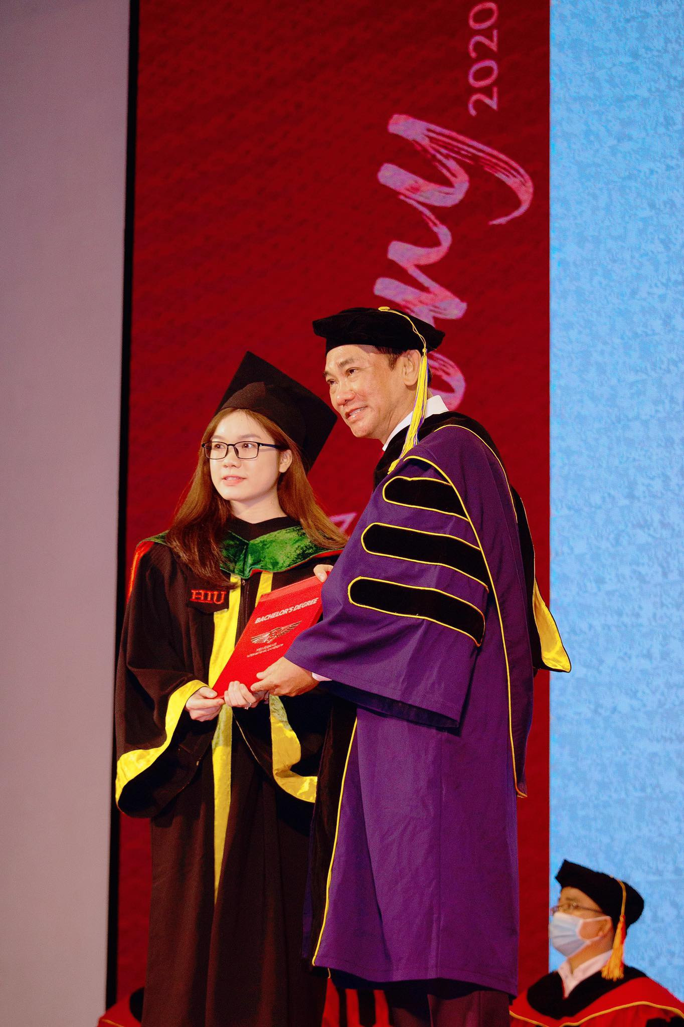 Hơn 97% sinh viên có việc làm trước khi nhận bằng tốt nghiệp ảnh 1