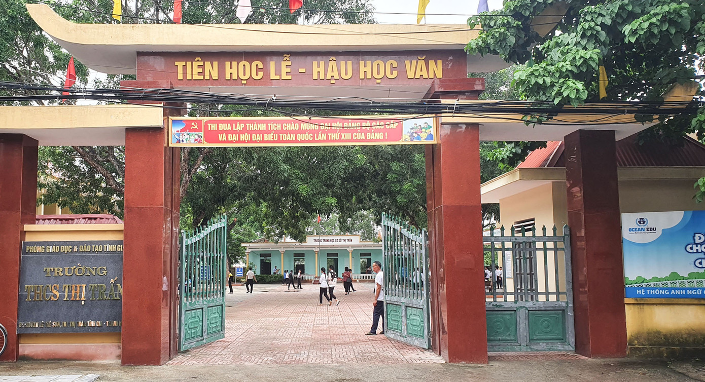 Học sinh đến trường được ăn bán trú ra sao? ảnh 19