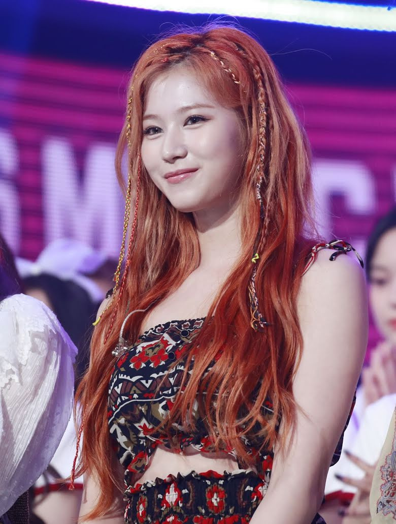 Lisa là gương mặt đẹp nhất K-pop, ba 'mẩu Black Pink' còn lại đều thuộc top 10 ảnh 24