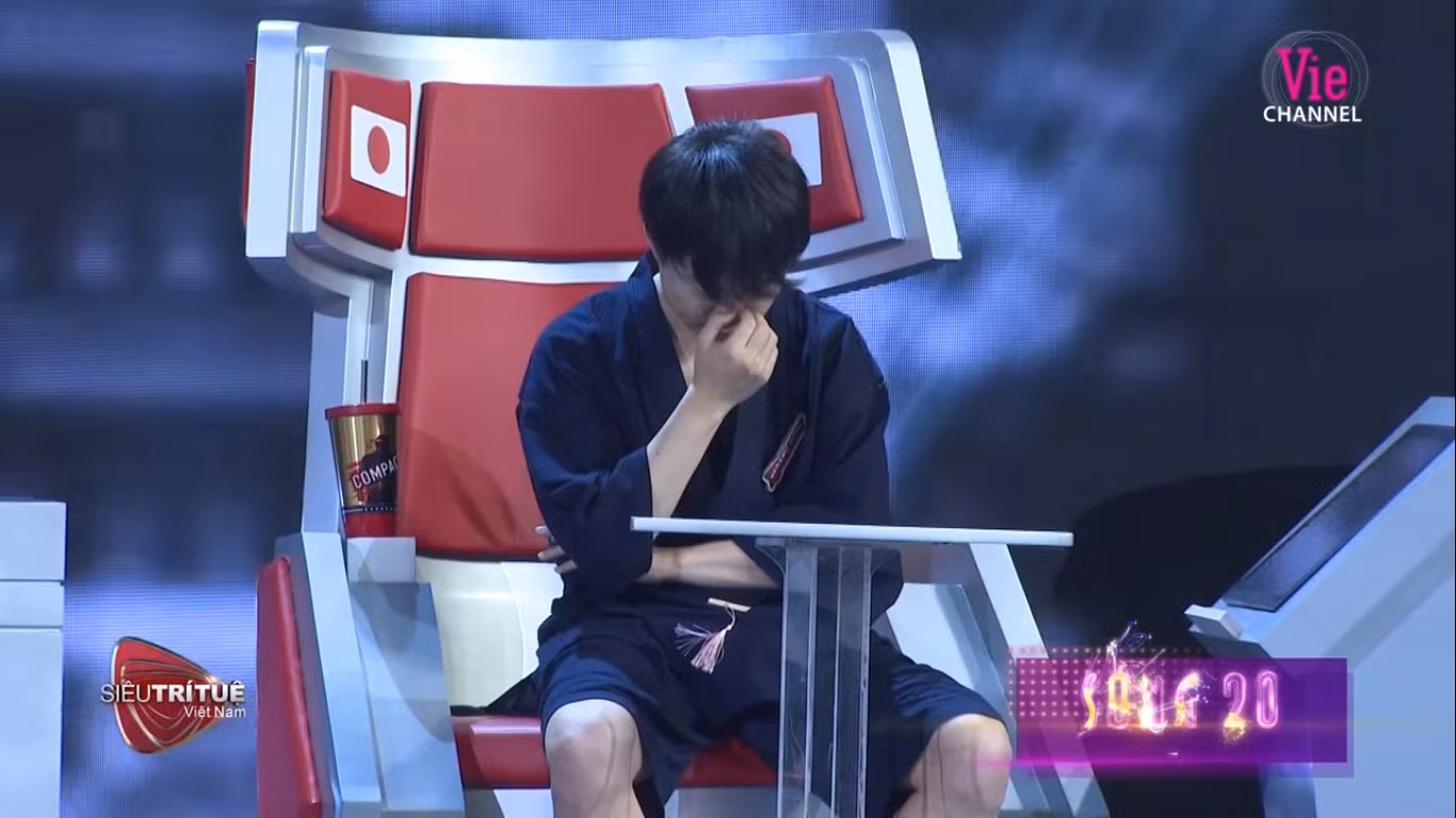 Lại Văn Sâm than ‘dại’, tuyên bố không làm giám khảo ‘Siêu trí tuệ Việt Nam’ nữa ảnh 9