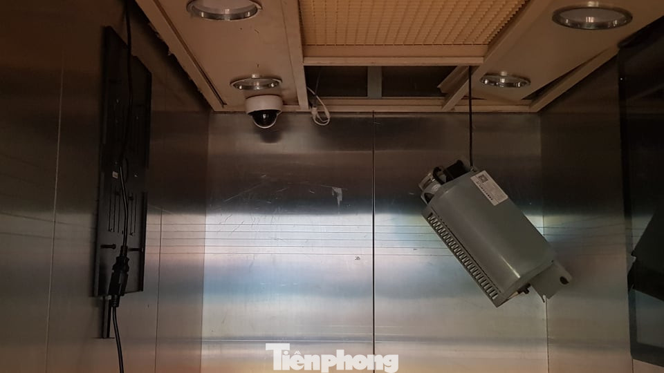 Bàng hoàng lời kể gia đình nạn nhân vụ thang máy rơi từ tầng 5 ở Hà Nội ảnh 3