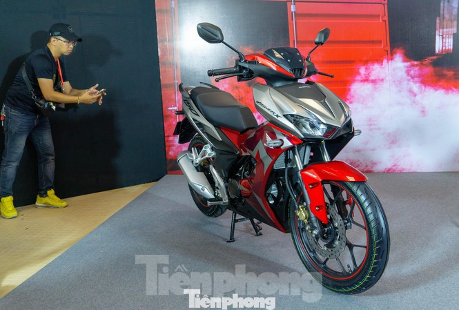 Honda Winner X giảm giá gần 5 triệu đồng ảnh 1