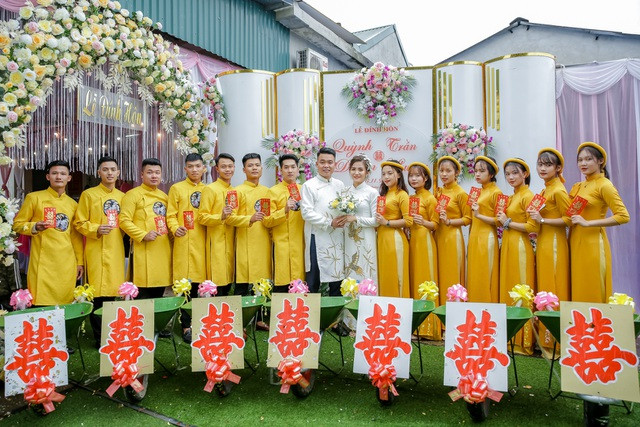 Dàn 'siêu xe khủng' trong đám hỏi ở Thái Nguyên gây 'bão cộng đồng mạng' ảnh 4