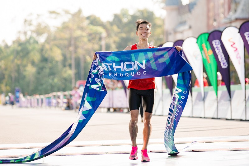 Choáng ngợp vẻ đẹp thiên đường của đường chạy xuyên rừng, tựa biển tại Vinpearl Phú Quốc ảnh 9