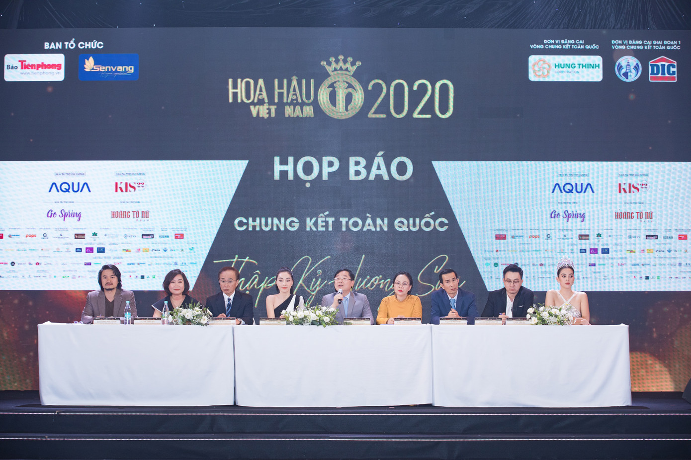 Mỹ phẩm KIS22 đồng hành cùng Hoa hậu Việt Nam 2020 trong buổi họp báo chung kết toàn quốc ảnh 1