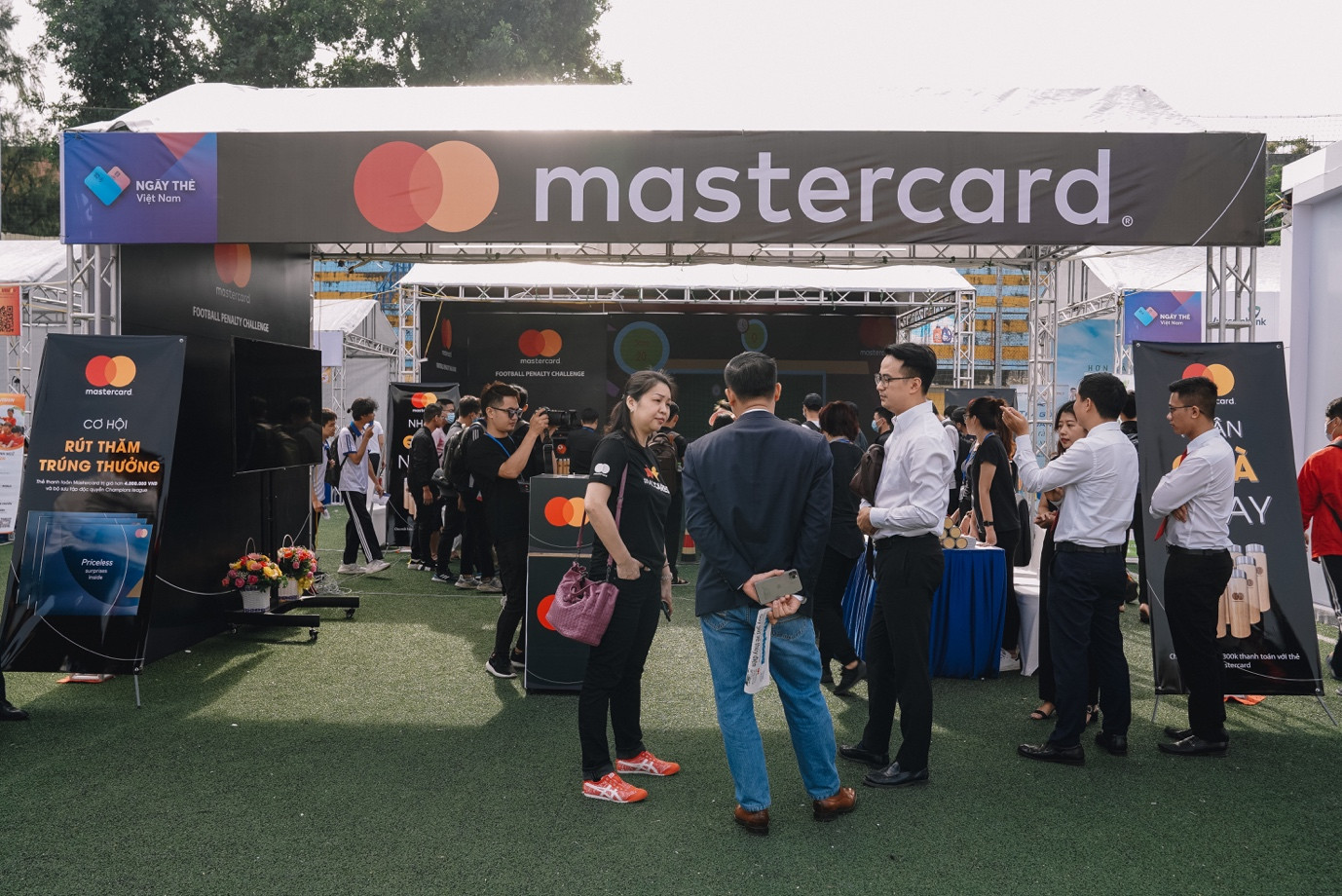 Thanh toán không tiền mặt và “thế hệ số” ảnh 6