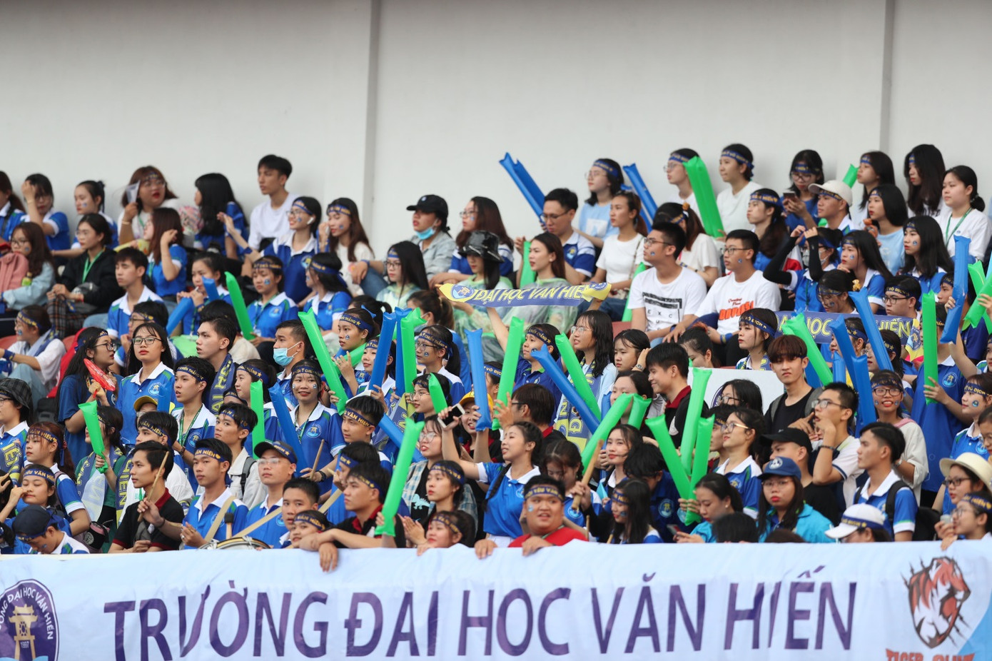 Sôi động những màn cổ vũ chỉ có tại giải bóng đá sinh viên SV-League 2020 ảnh 2