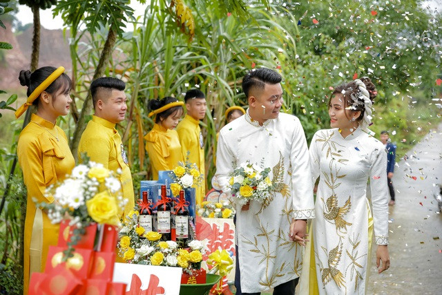 Dàn 'siêu xe khủng' trong đám hỏi ở Thái Nguyên gây 'bão cộng đồng mạng' ảnh 5