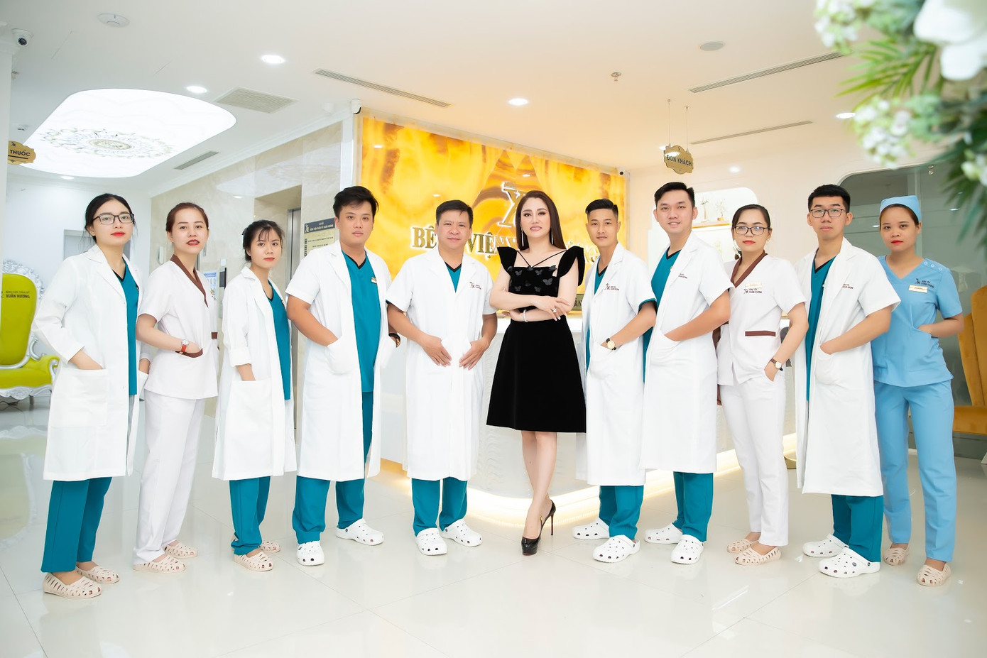 Người phụ nữ đứng sau nhan sắc của hàng triệu phụ nữ Việt ảnh 3