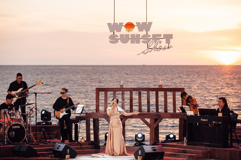 Mãn nhãn bữa tiệc âm nhạc ngắm hoàng hôn đẹp nhất Việt Nam ở Vinpearl Phú Quốc ảnh 3