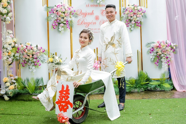 Dàn 'siêu xe khủng' trong đám hỏi ở Thái Nguyên gây 'bão cộng đồng mạng' ảnh 7