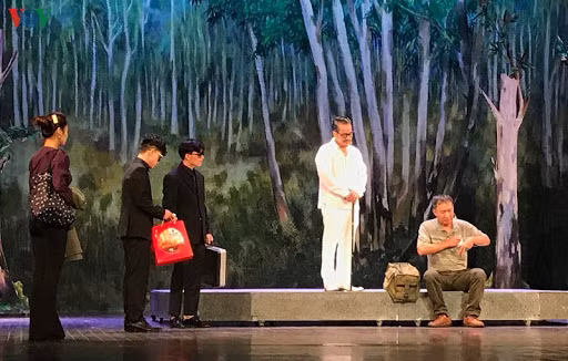 Sân khấu Lệ Ngọc mạo hiểm đem ba vở diễn Nam tiến ảnh 2