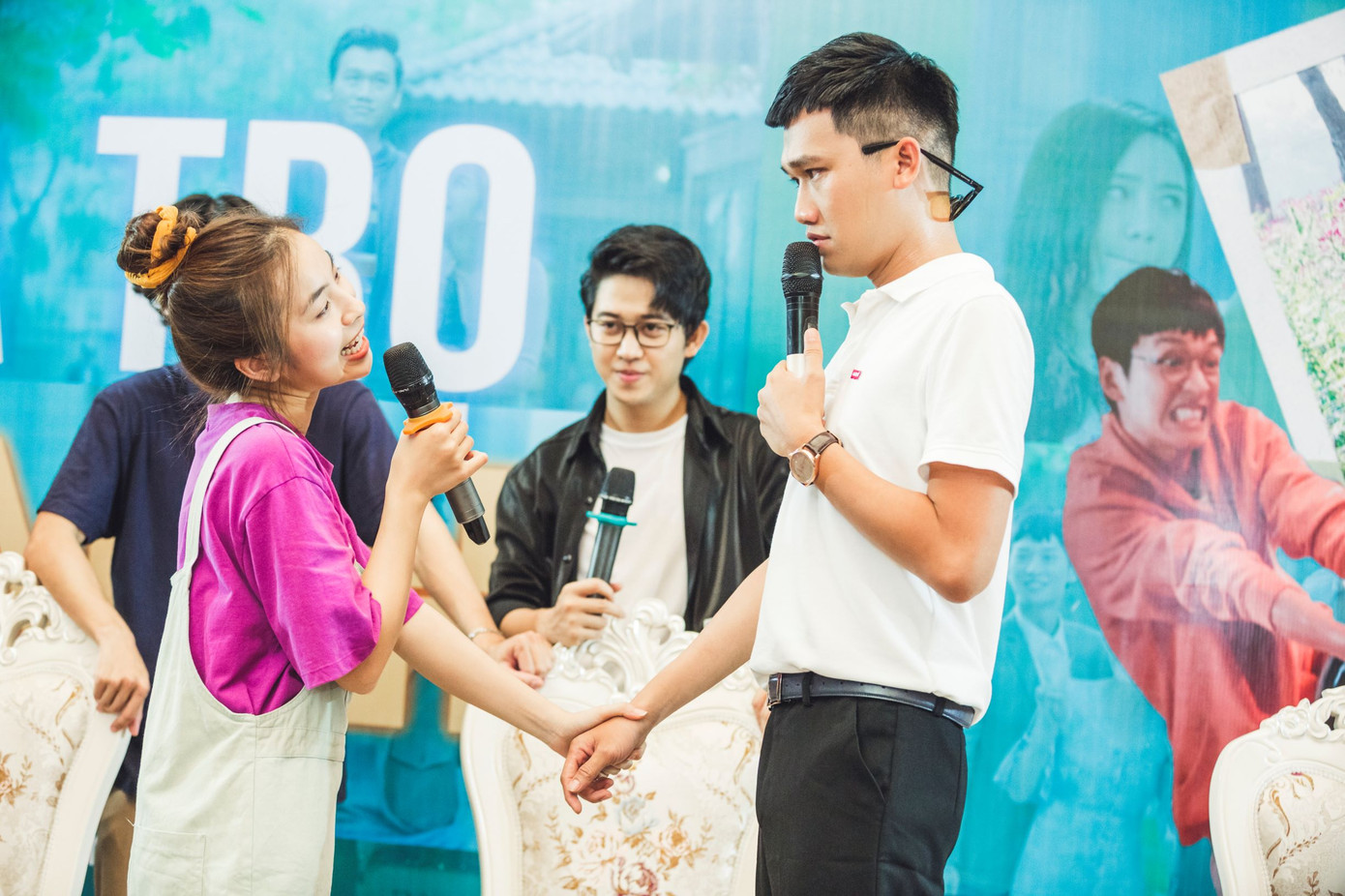 Xuân Nghị và dàn diễn viên ‘Nhà trọ Balanha’ 'quậy' tung trường mầm non ảnh 2