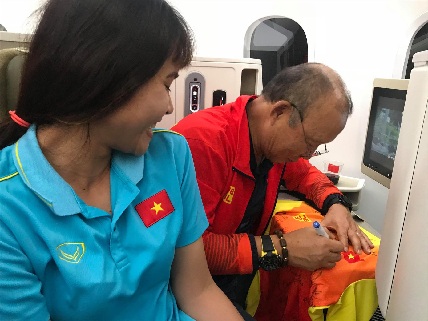 Rộn ràng ngày về ảnh 1