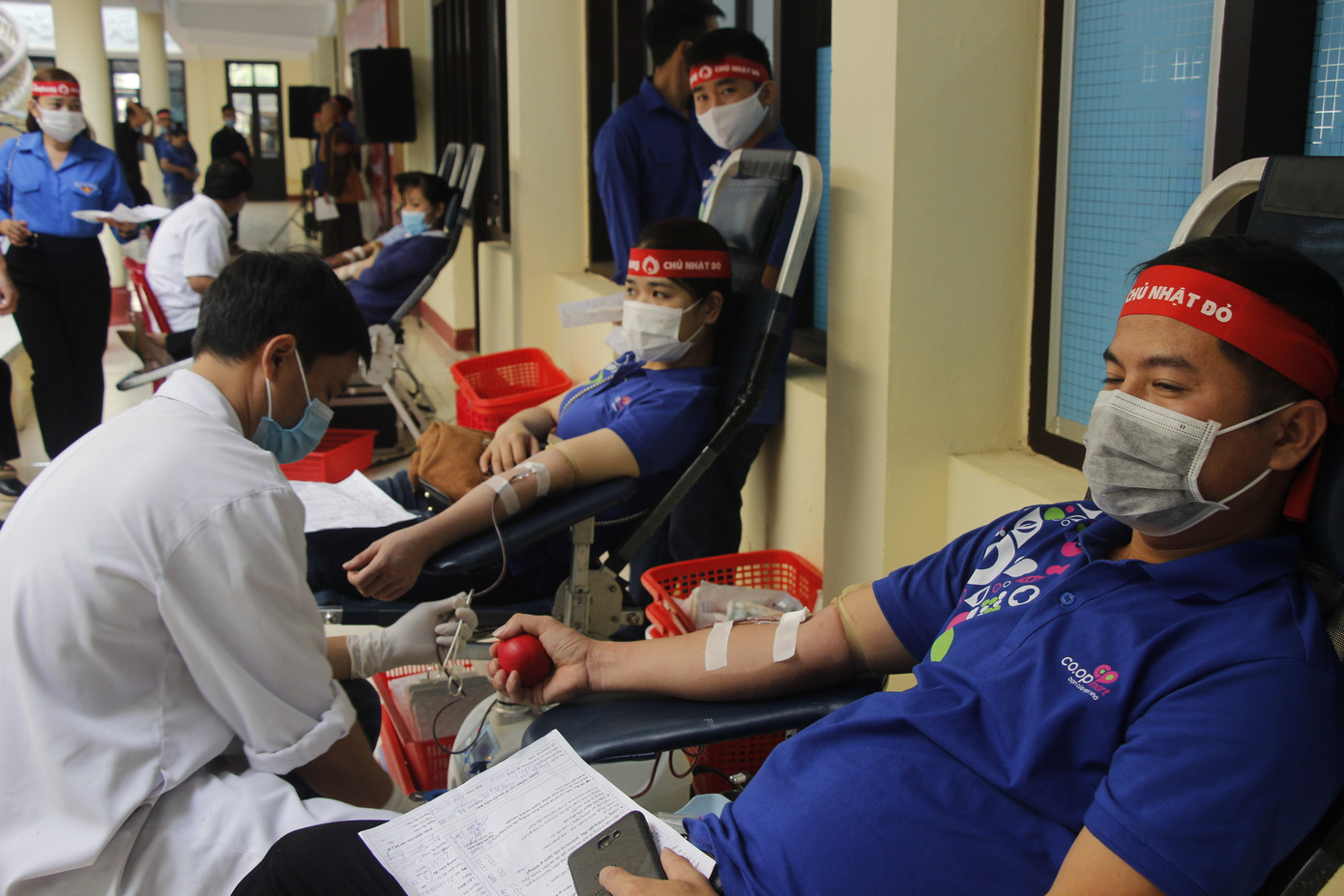 Ngày hội hiến máu tình nguyện 'Chủ nhật Đỏ' ở Quảng Trị ảnh 8