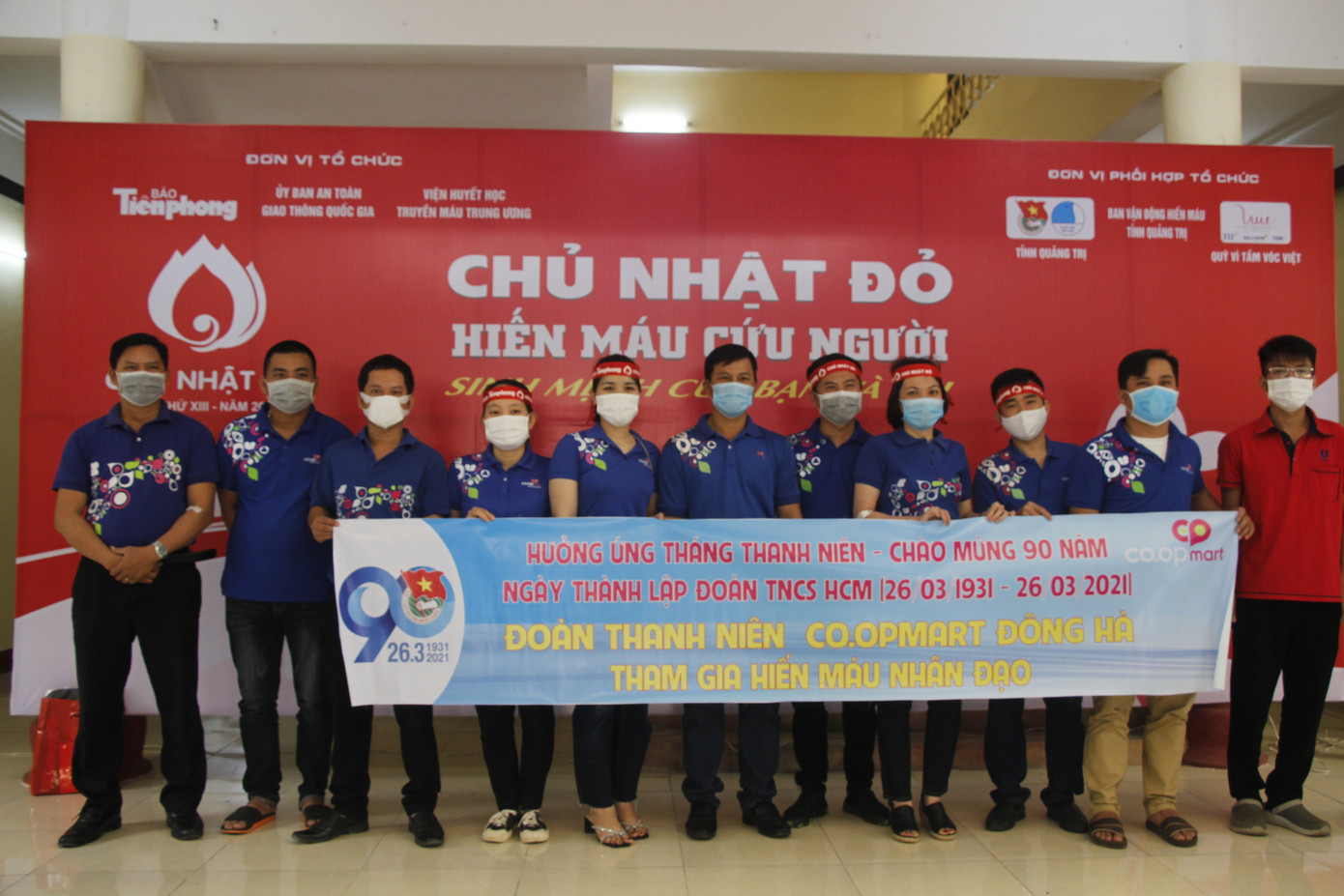 Ngày hội hiến máu tình nguyện 'Chủ nhật Đỏ' ở Quảng Trị ảnh 16