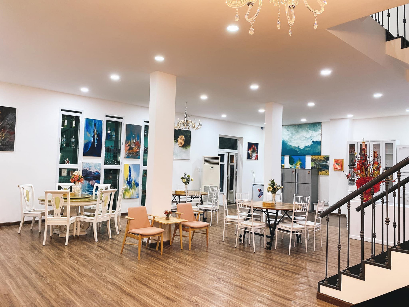 Sao Việt thi nhau khoe 'chốn đi về' xa hoa triệu USD trước thềm năm mới ảnh 2