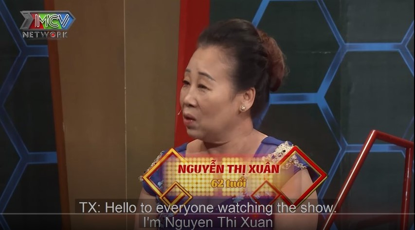 MC Quyền Linh bất ngờ trước mẹ chồng đặc biệt, khuyên con dâu phải ăn mặc sexy lên ảnh 1