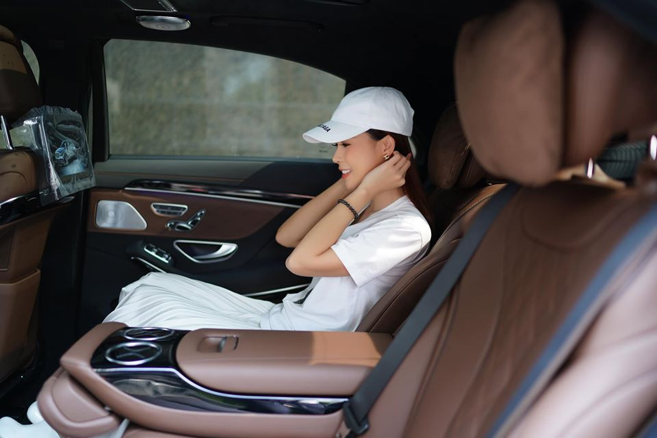 Sam nửa năm tậu 2 chiếc Mercedes, 30 tuổi đã nắm trong tay khối tài sản triệu đô ảnh 2