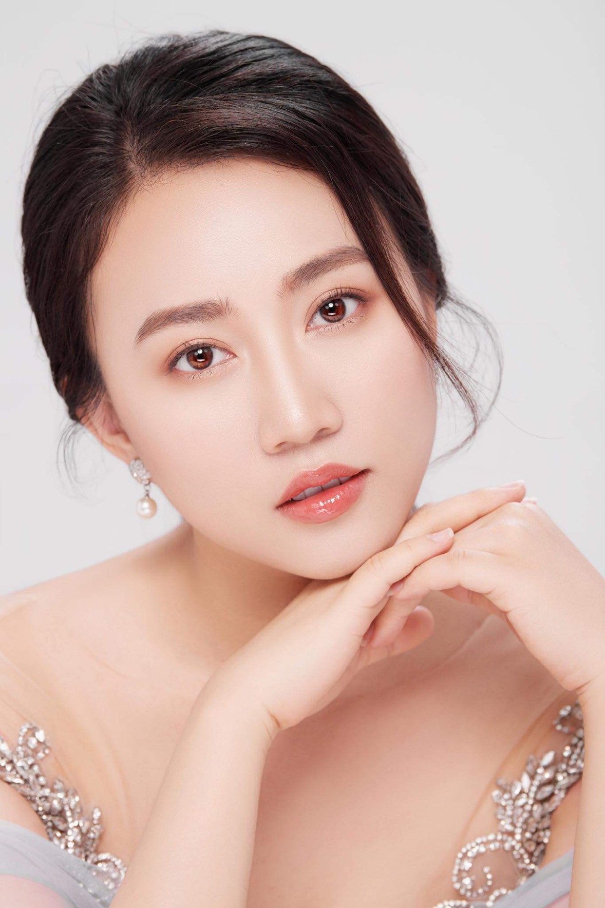 Huỳnh Hồng Loan: 'Sống vì gia đình và người thân chứ không phải vì những lời đồn' ảnh 2