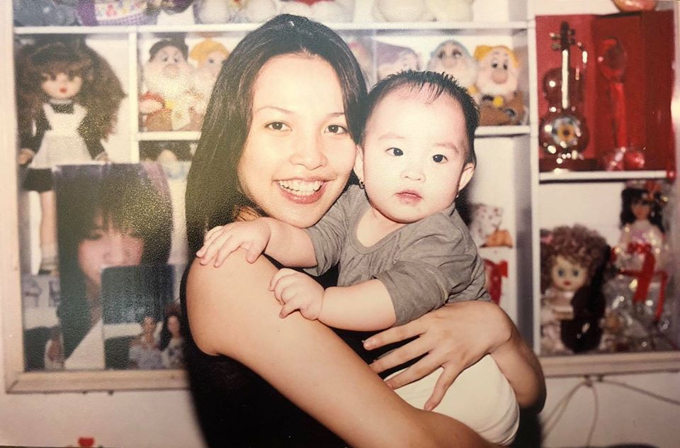 Hiền Thục lần đầu chia sẻ ảnh tuổi đôi mươi bên con gái nhỏ 1 tháng tuổi ảnh 1