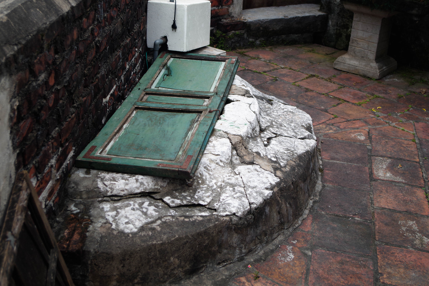 Bí ẩn những chiếc giếng cổ thiên tạo tại Hà Nội ảnh 8