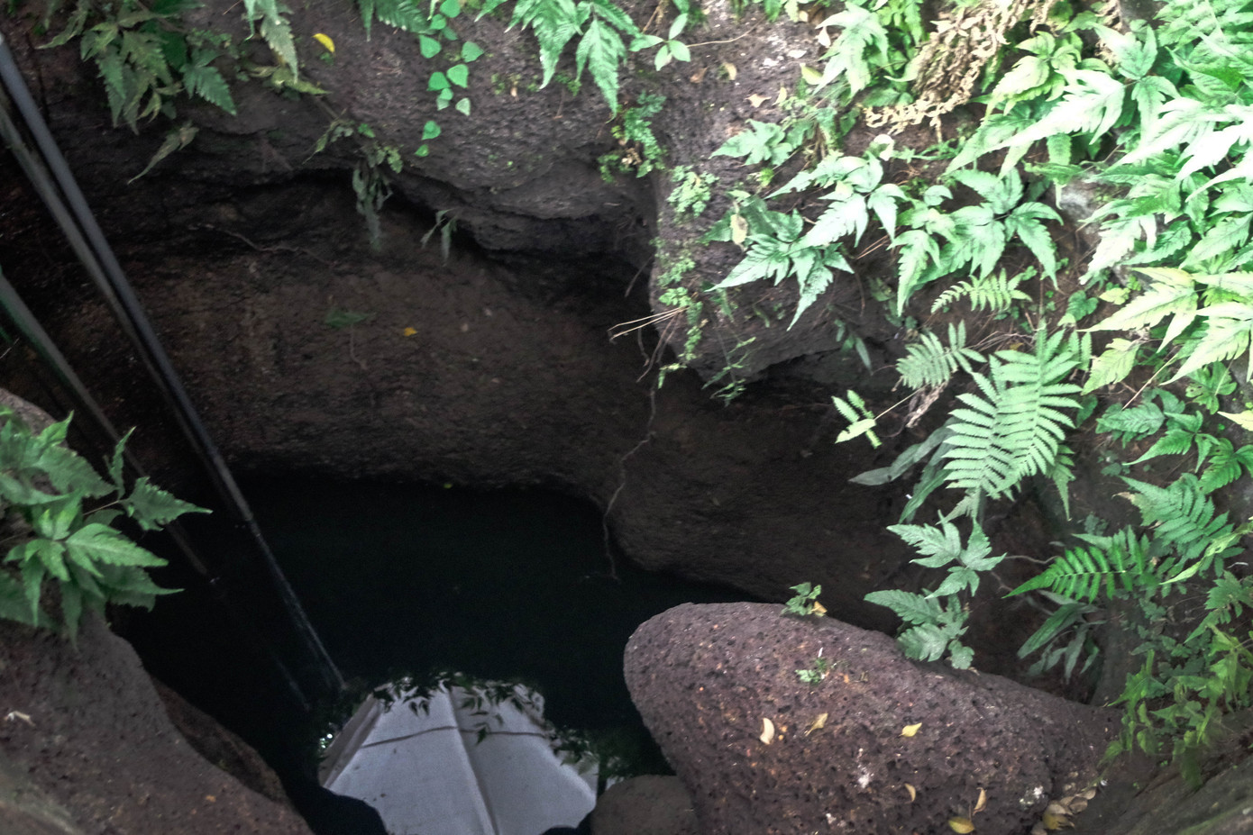 Bí ẩn những chiếc giếng cổ thiên tạo tại Hà Nội ảnh 14