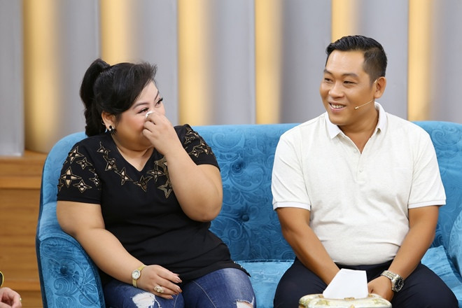 Ốc Thanh Vân nghẹn ngào trước cặp đôi đặc biệt, vợ khuyết tật chồng vẫn nằng nặc đòi cưới ảnh 2